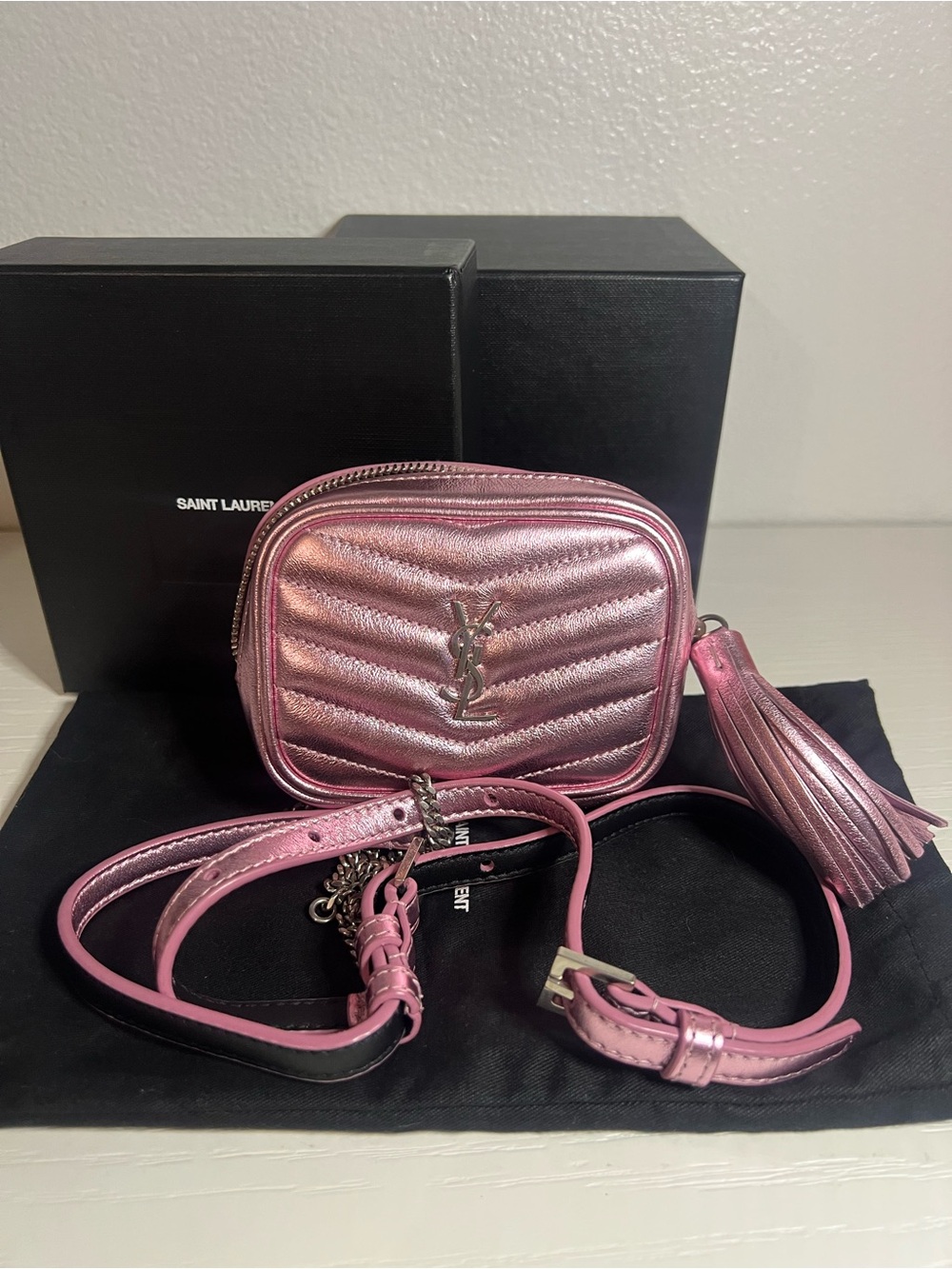 Saint Laurent Metallic Pink Quilted Lou Camera Bag with Tassel - Picture 14 of 16